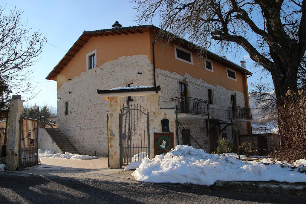 Agriturismo Capriccio Di Giove 캔사노 외부 사진